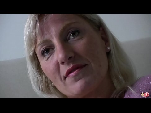 ❤️ Hepimizin becerdiği anne... Hanımefendi, kendinize gelin! ❤️ Rus pornosu bize %tr.hentai-menu.ru ️❤